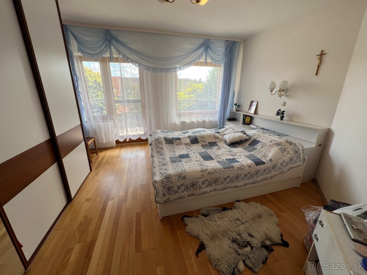 Na predaj poschodový rodinný dom, Nové Zámky - 12