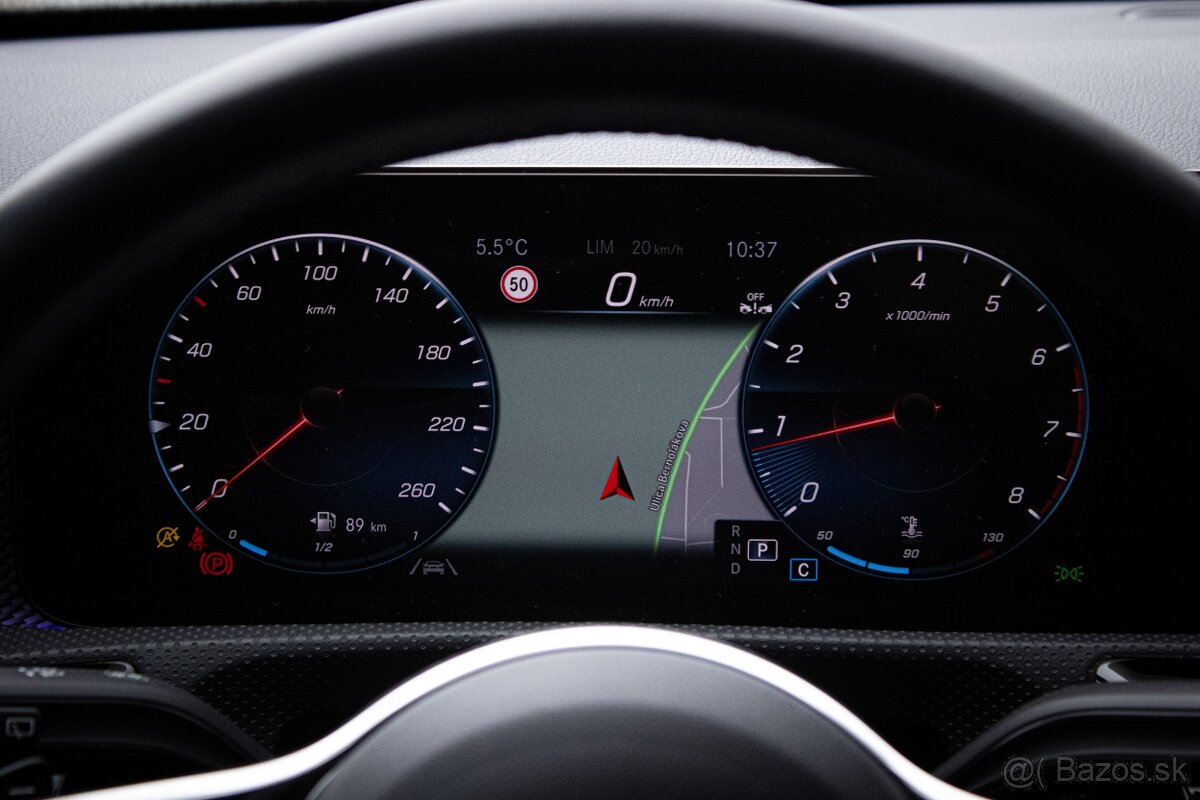 Mercedes-Benz CLA Shooting Brake SB 200 A/T, 120kW - 12