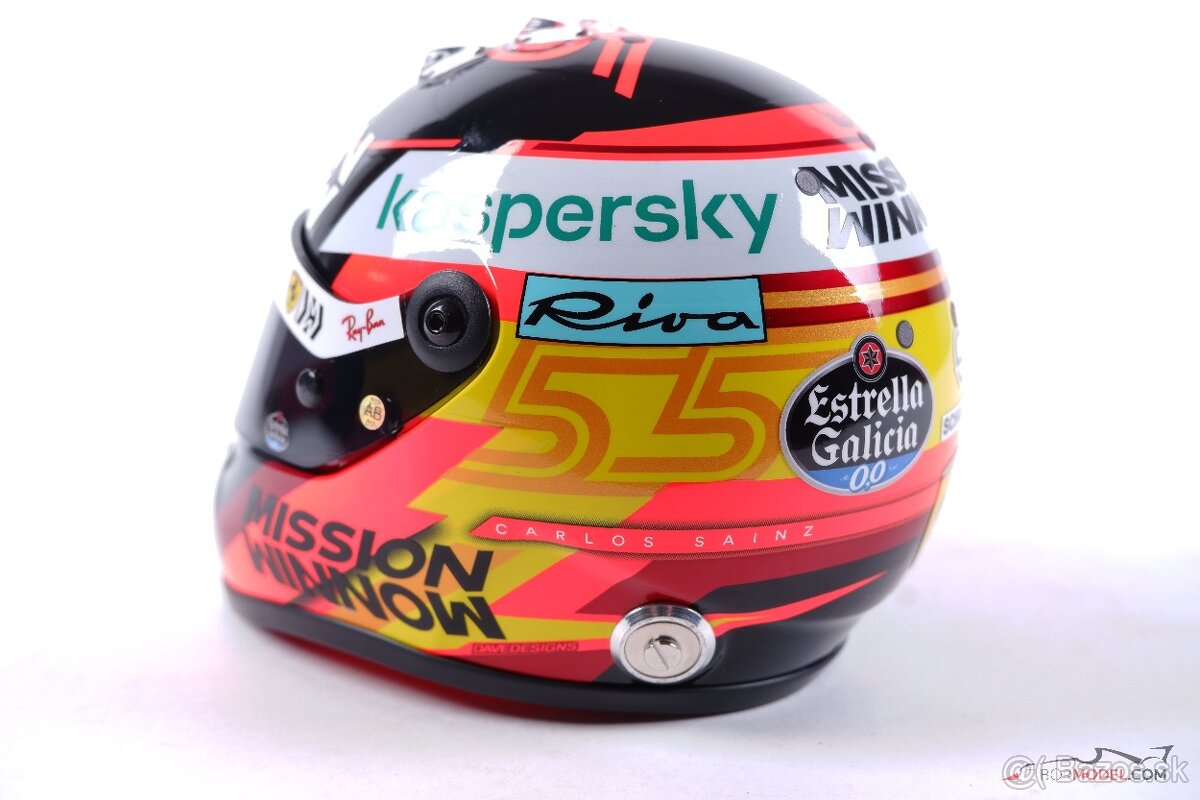 HELMY Ferrari 1:2 Leclerc -orig.podpisy,Sains Vettel - 12