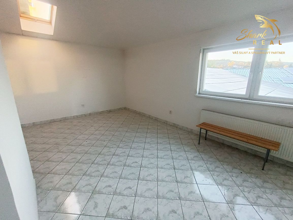 Výrobno-skladová budova - 12