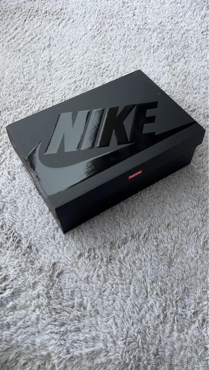 Nike Air Force 1 Low Supreme White - 12