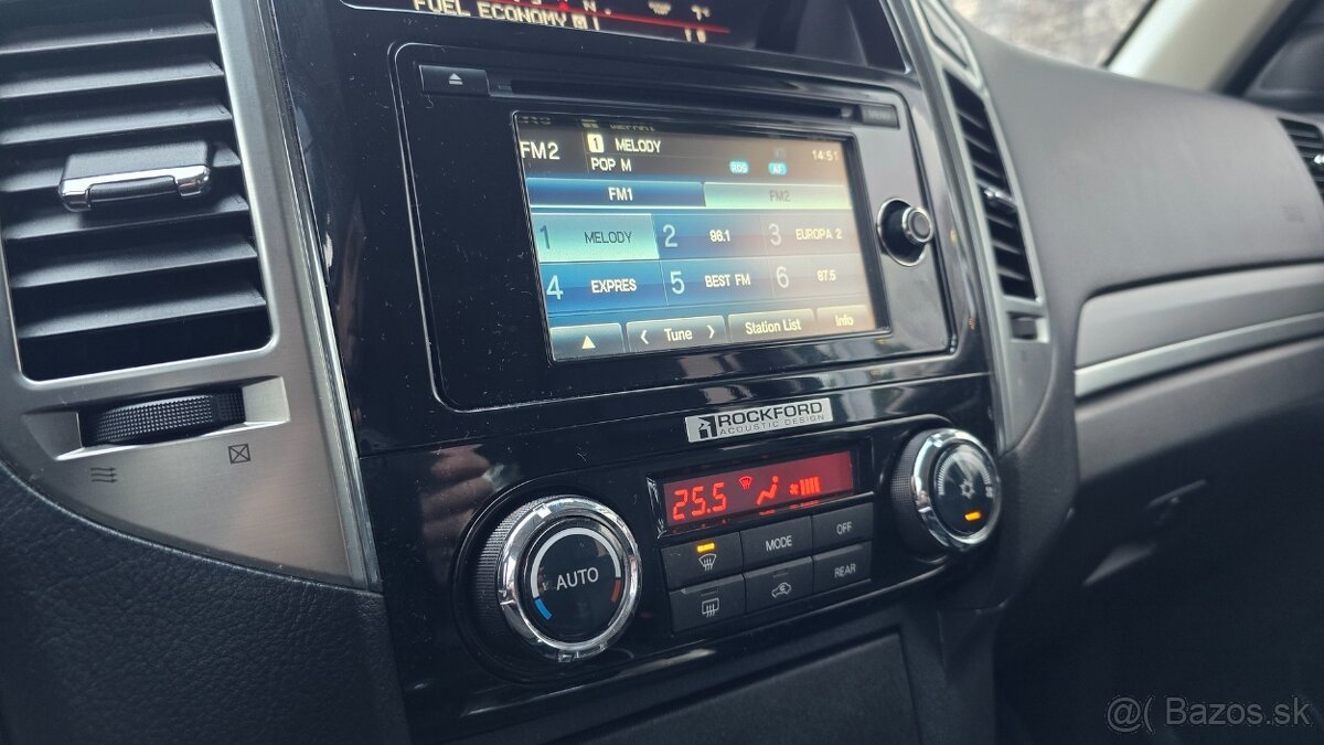 Mitsubishi Pajero 3.2 DID Instyle, ťažné + ODPOČET DPH - 12