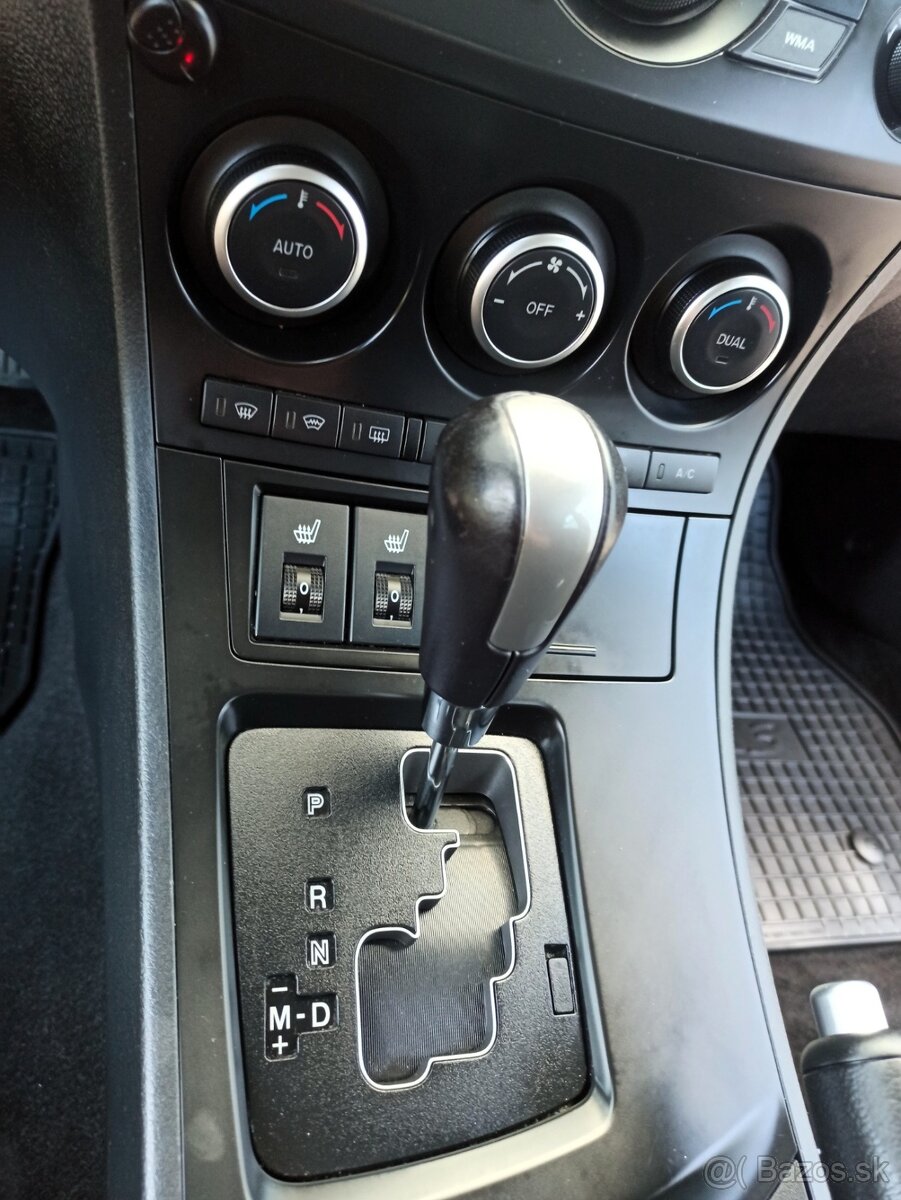 Mazda 3 Automat 2011 Benzín - 12