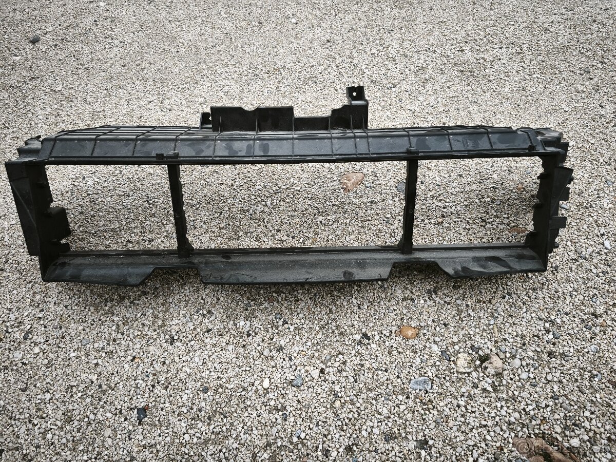 Kia Sportage 5 maska chladica Kia Sportage vzduchové vedenie - 12