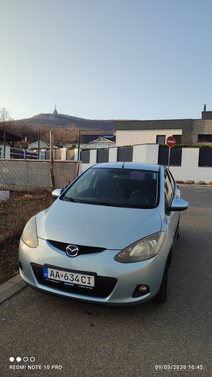 Mazda 2 1.3 Benzin 5 dverí - 12