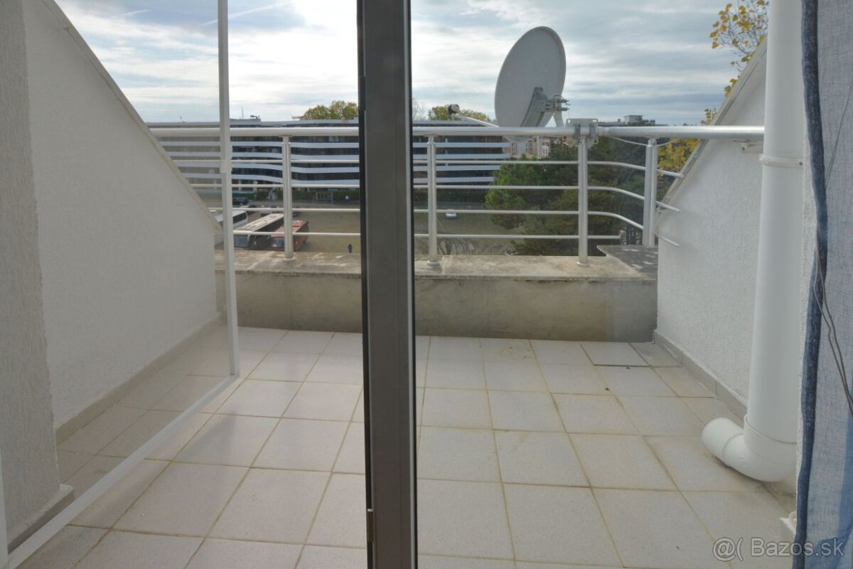 Podkrovný apartmán Bulharsko - 12