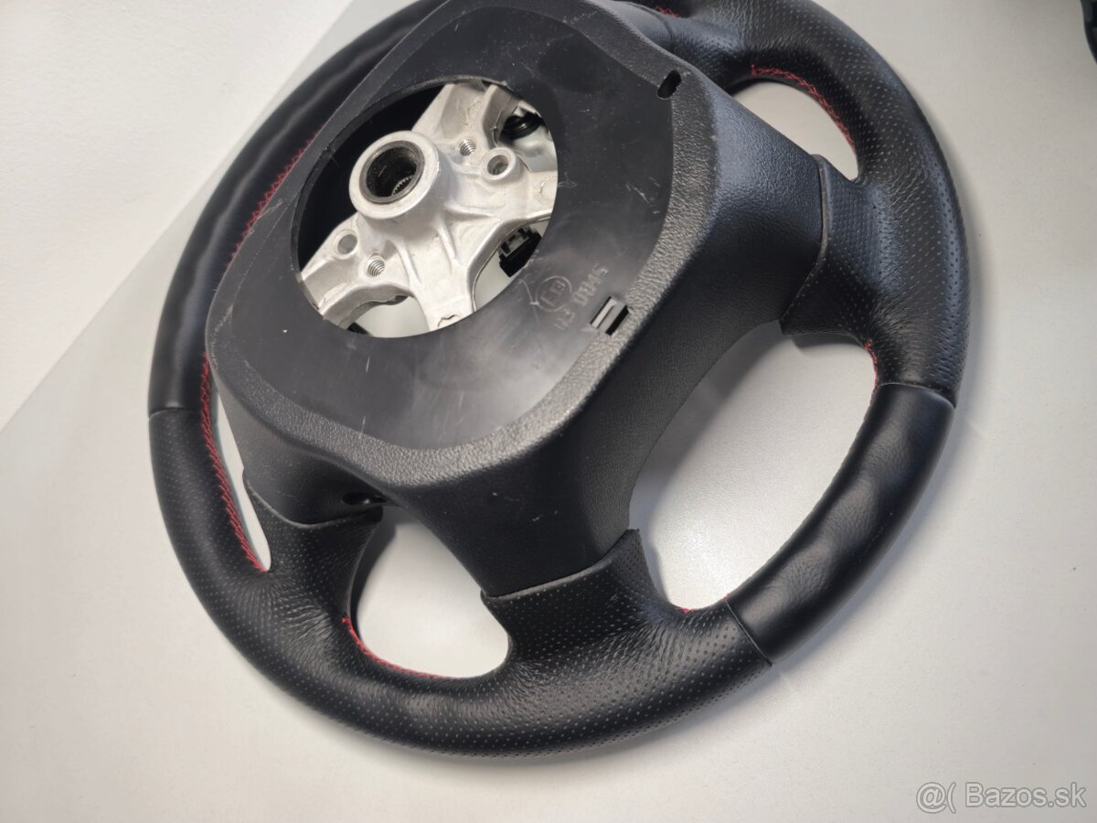 Momo kožený volant NOVÝ DIEL - 12