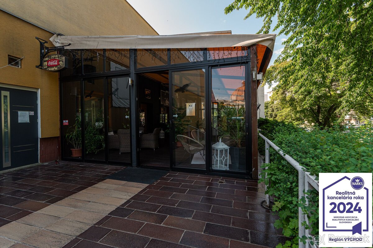 Odstúpenie prevádzky "KAVIAREŇ CLUB K2" na Štúrovej ulici - 12