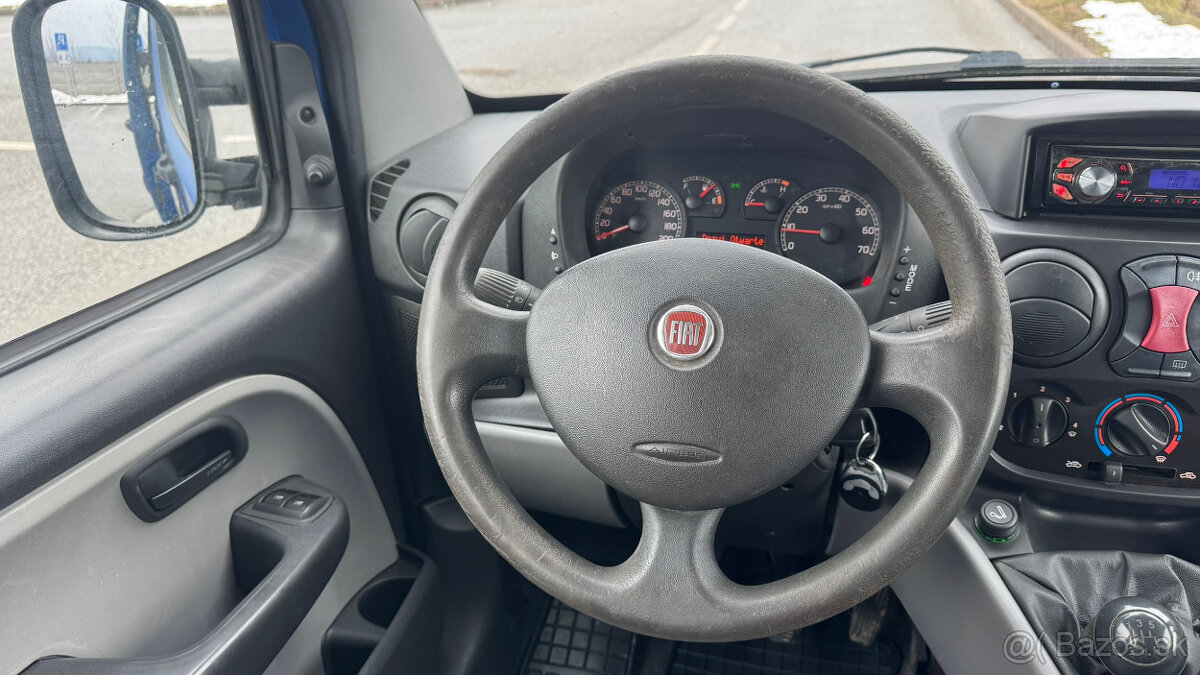 Fiat Dobló 1.3 MTJ Family - 12