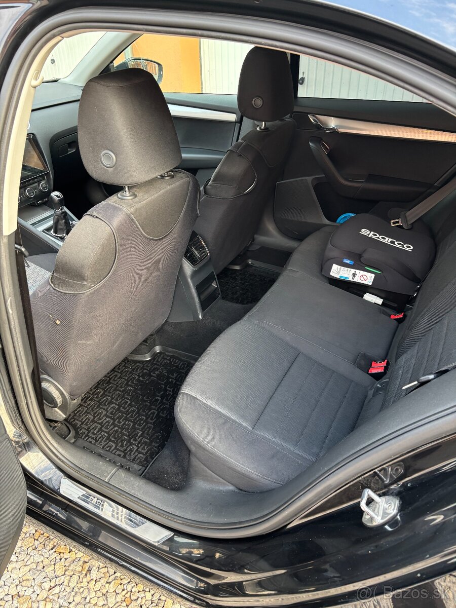 ŠKODA OCTAVIA III 1.6 TDI - 12