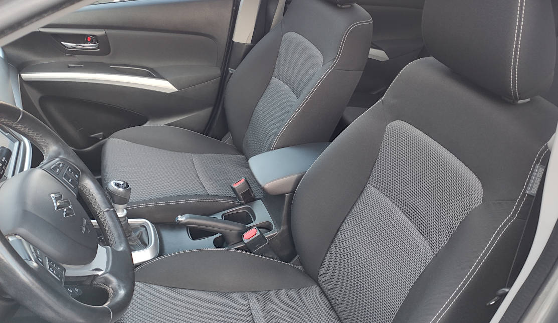 Suzuki SX4 S-Cross 1.6 DDiS - 12