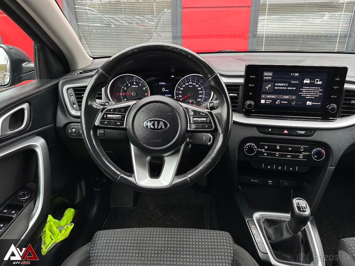 Kia Ceed SW 1.5 T-GDi Silver, Slovenské vozidlo - 12