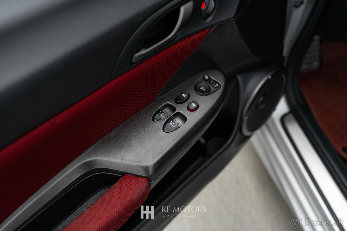 Honda Civic TYPE R - 12