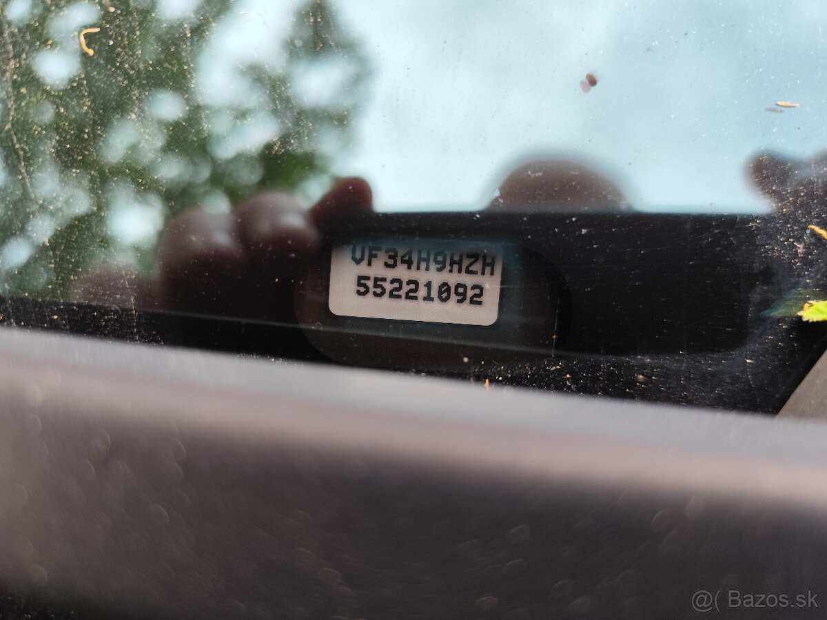 Búrané na náhradné diely - 12