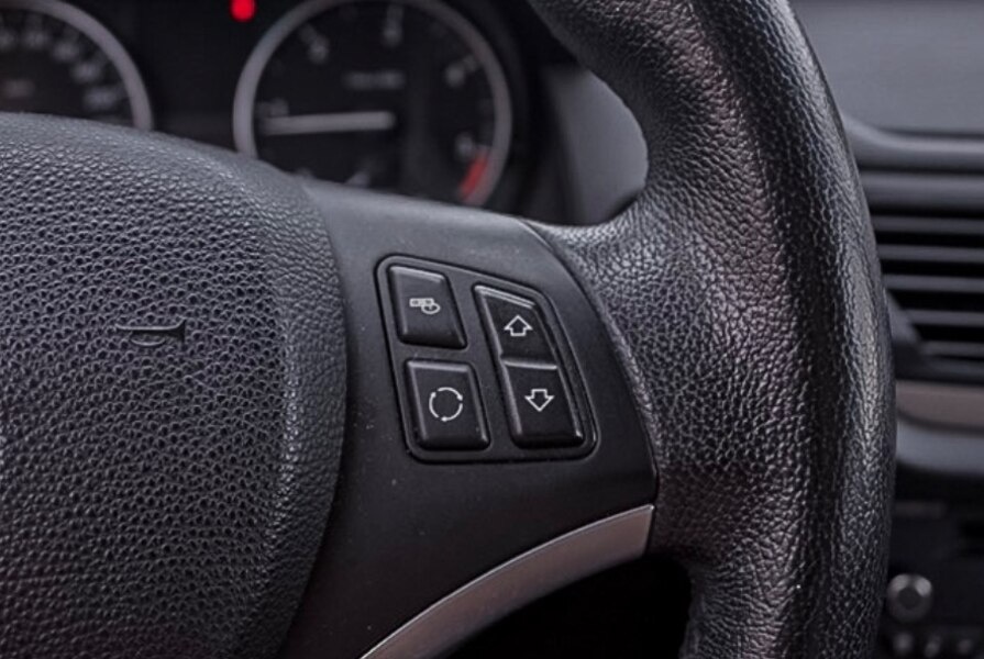 BMW X1 r.2010 , 110kw 4x4 - 12