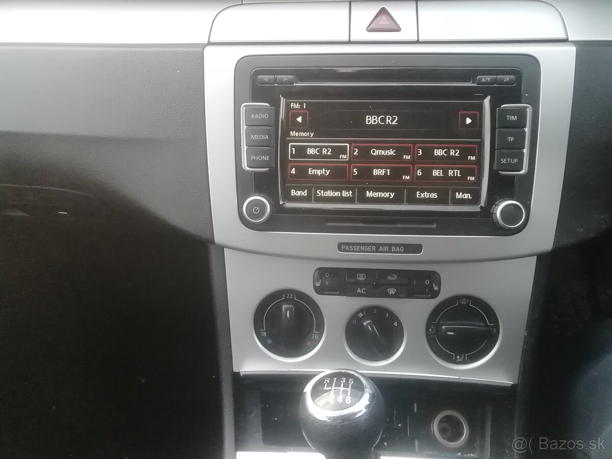 Rozpredám volkswagen passat b6 combi 2,0 tdi - 12