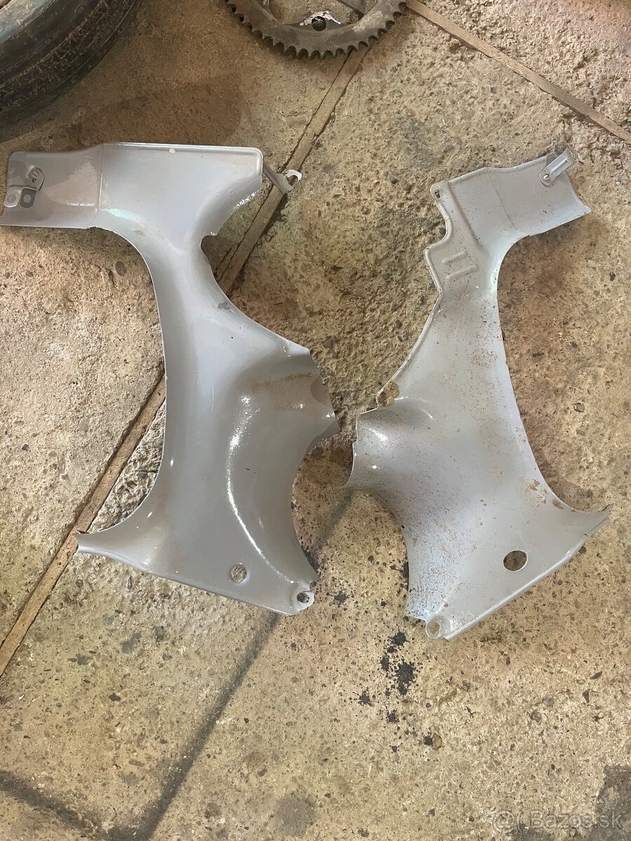 Reumaplech, Diely JAWA ČZ - 12