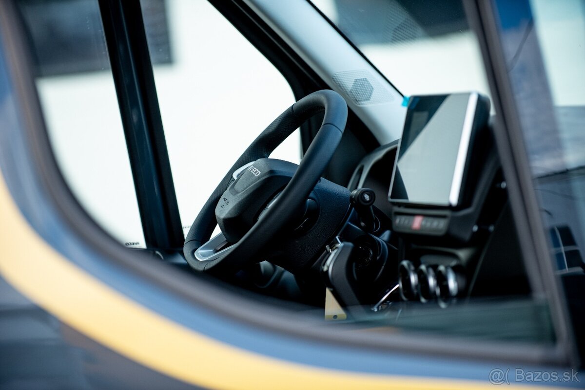 Iveco Daily 35S18HA8V "50years" 16m3 - 12