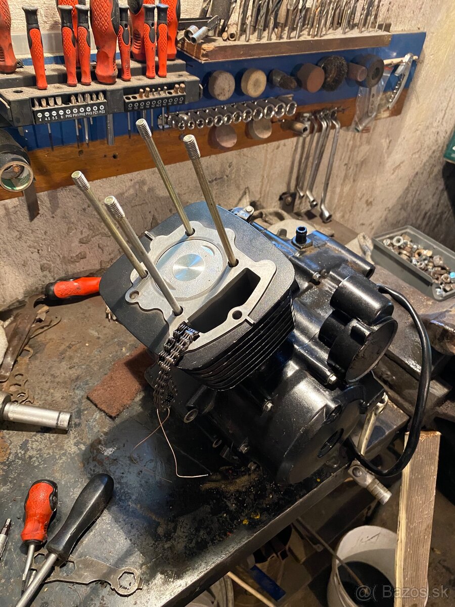 Opravy a servis motocyklov a záhradnej techniky - 12