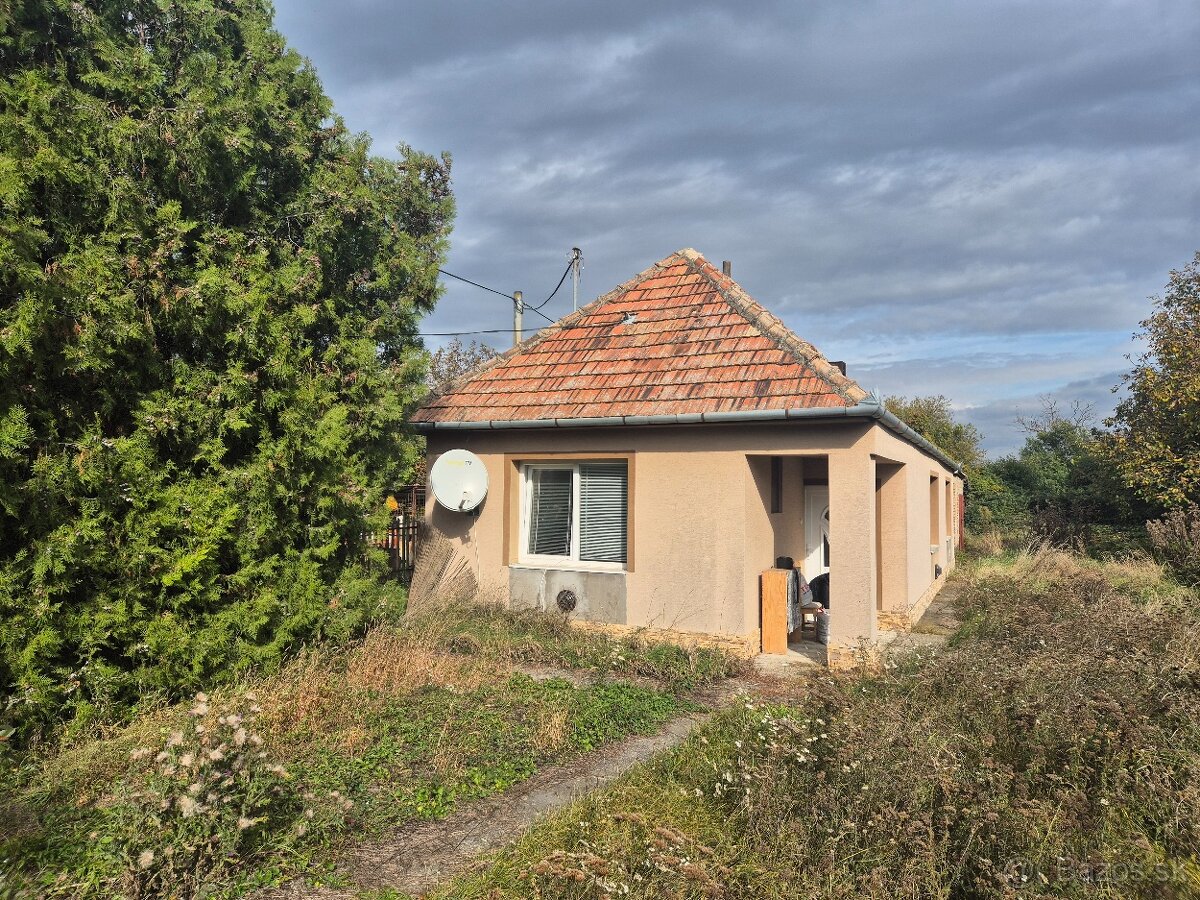 Rodinný dom na predaj v obci Pribeta. - 12