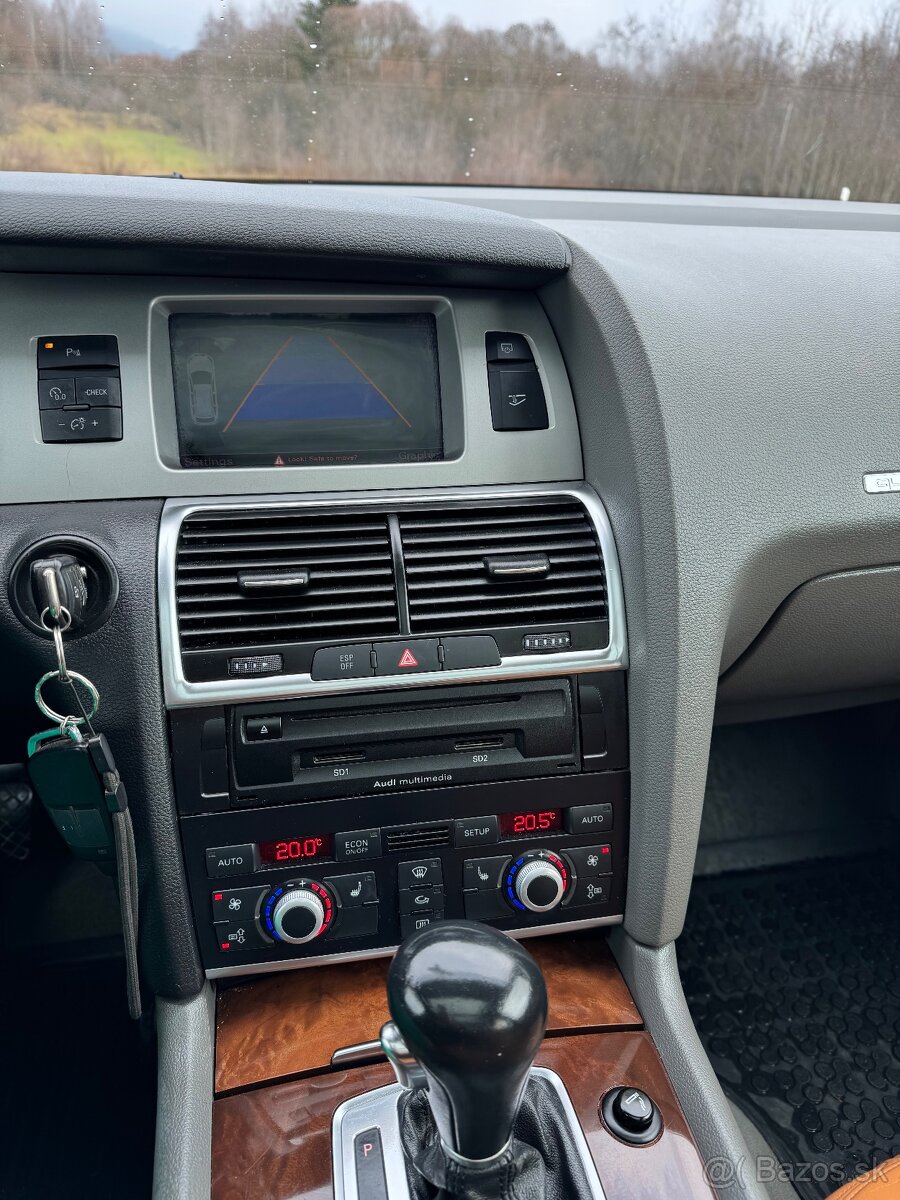 Audi Q7 4.2 TDI V8 Quattro - 12