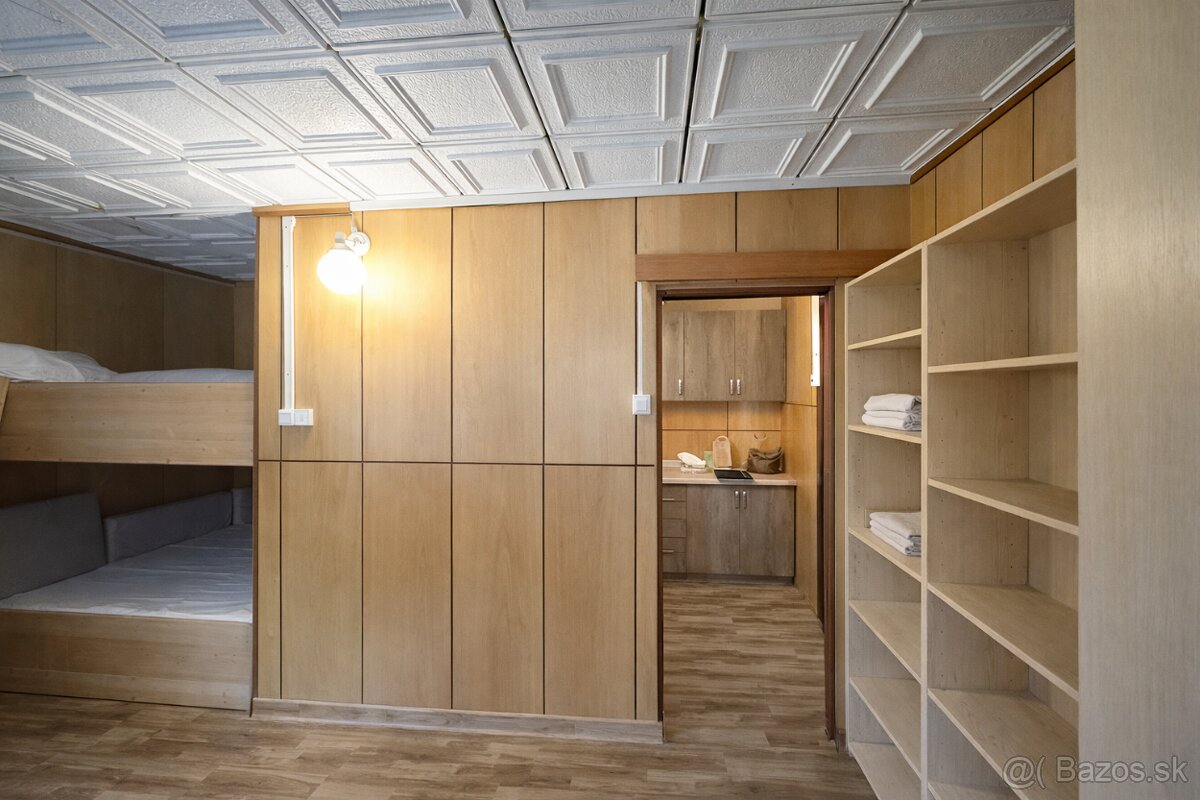 Chatka v Zlatníckej doline na predaj - 12