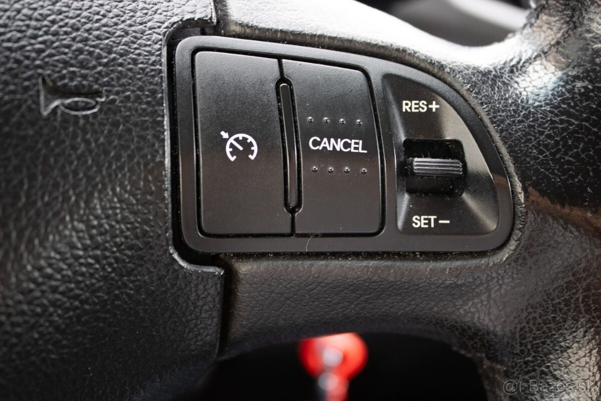 Kia Sportage 1.7 CRDi VGT 2 WD LX - 12