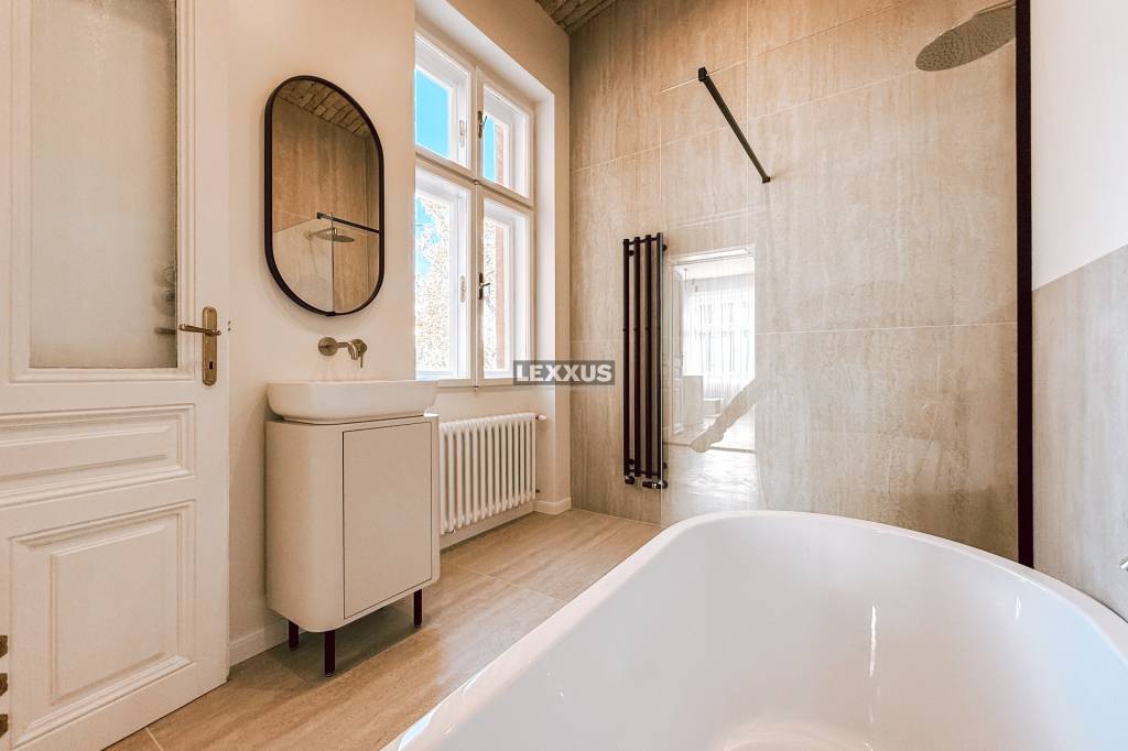 | Jedinečný 3i byt v boutique prevedení kvalitnej rekonštruk - 12