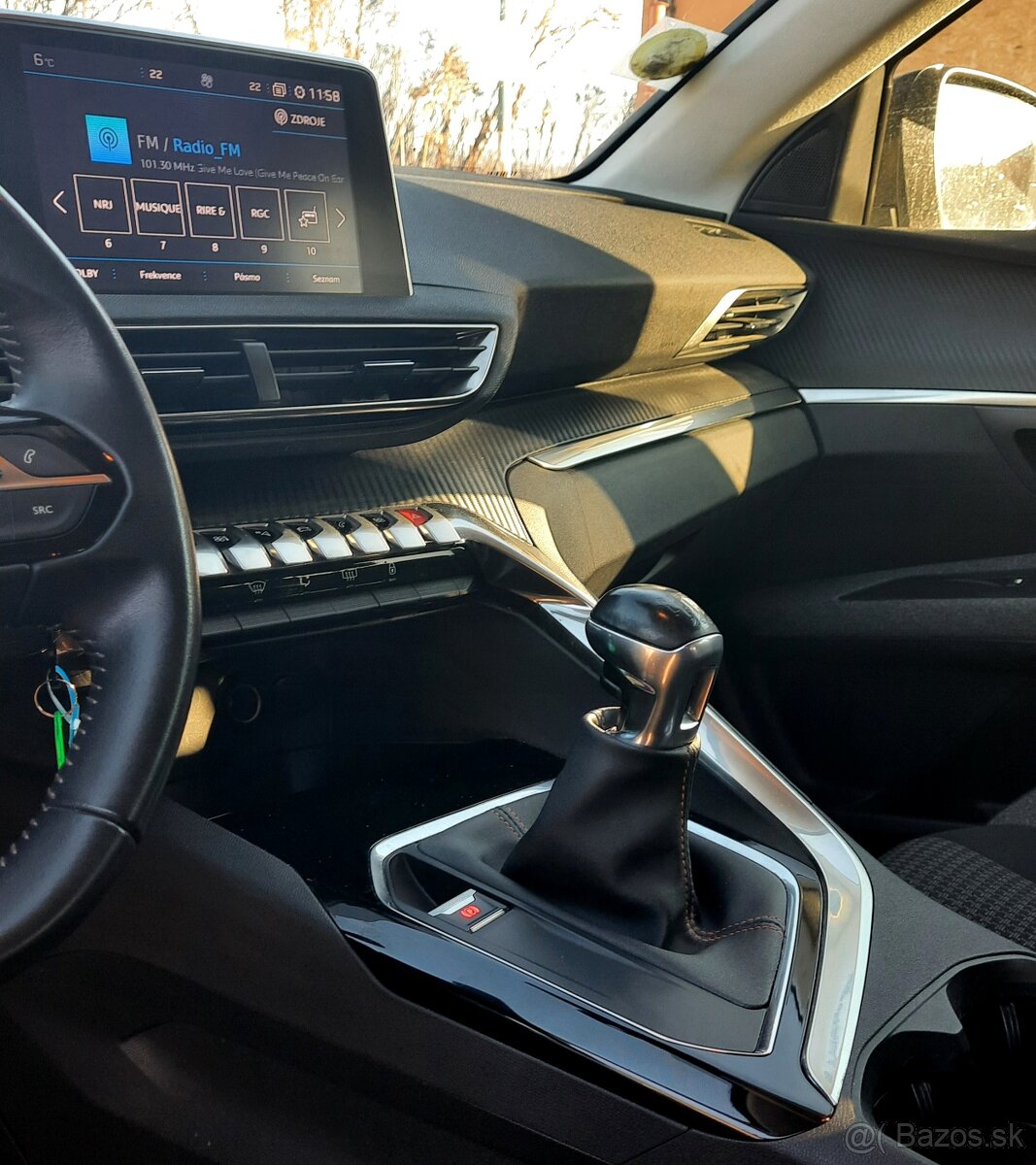 Predám Peugeot 5008 1.5 BlueHDi 130k Active (7-miestne) - 12