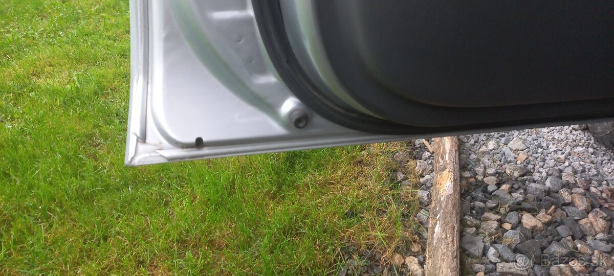 Toyota land cruiser 120 - 12