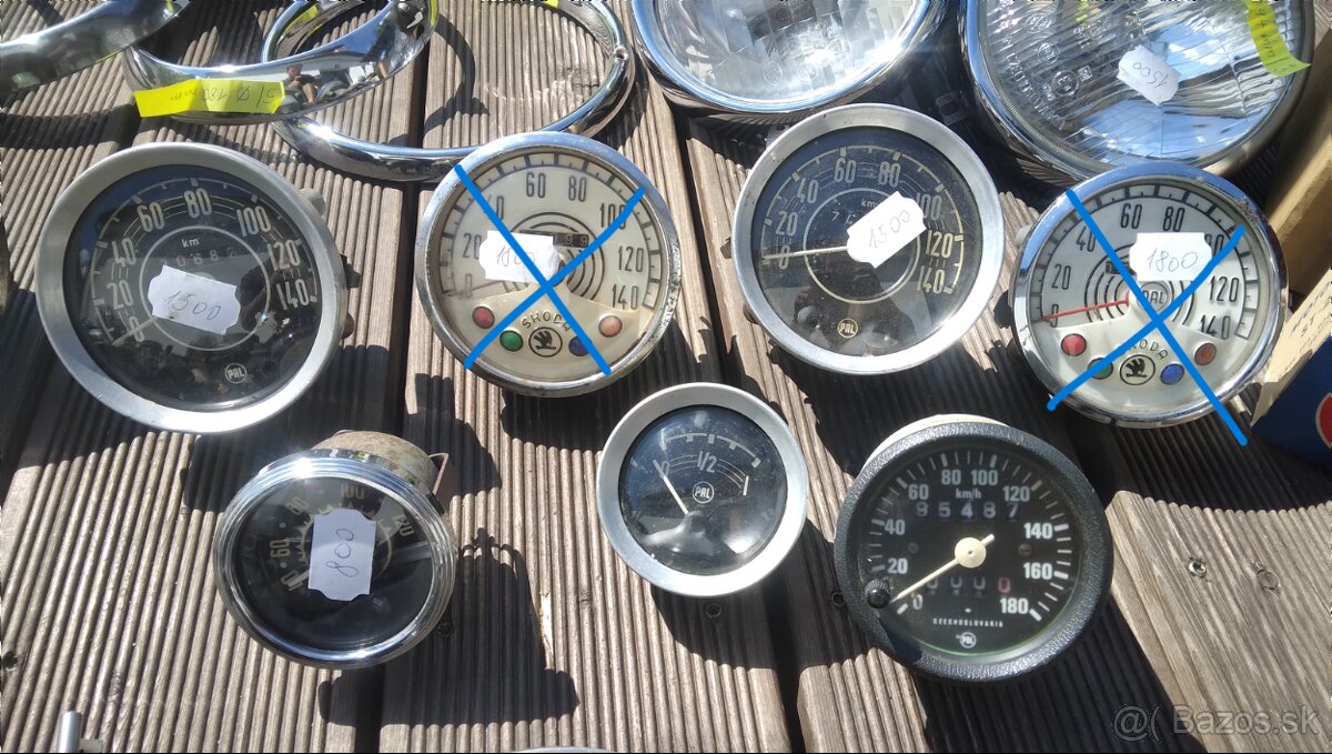 Predám zmes náhradných dielov na veteránske vozidlá ŠKODA - 12