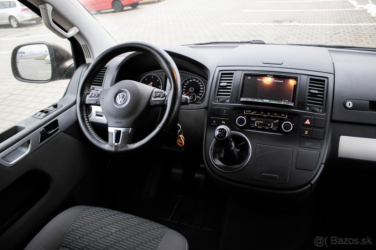 Volkswagen Multivan 2.0 TDI, 103kW (2013) - 12