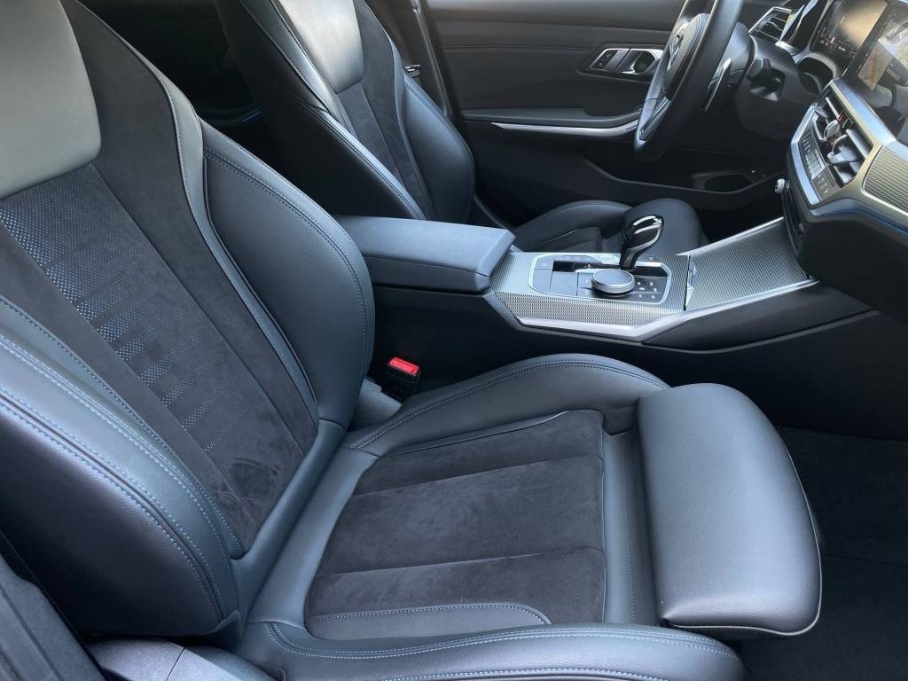 BMW Rad 3 Touring 320e xDrive - 12