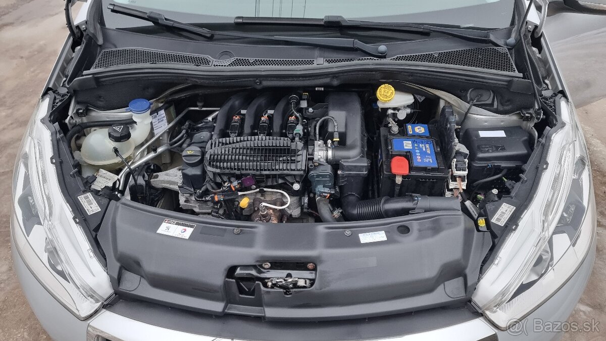 Predám Peugeot 208 1.2 benzín - 12