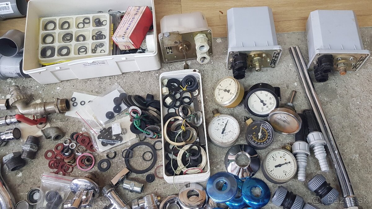 Vodo-inštalatérsky material 3 - 12