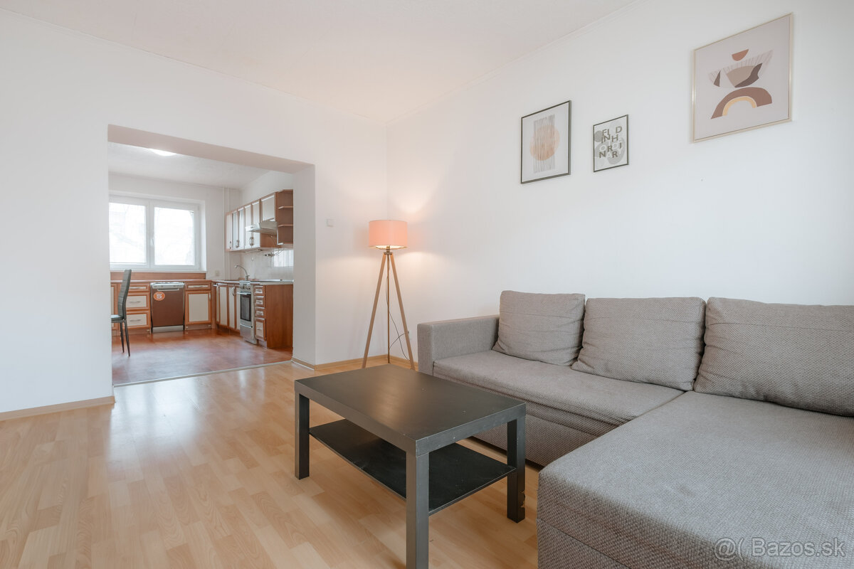 Na prenájom 2-izbový byt v centre Martina - 12