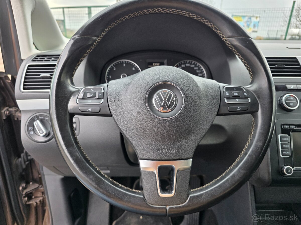 Volkswagen Touran 2.0 TDI - 12