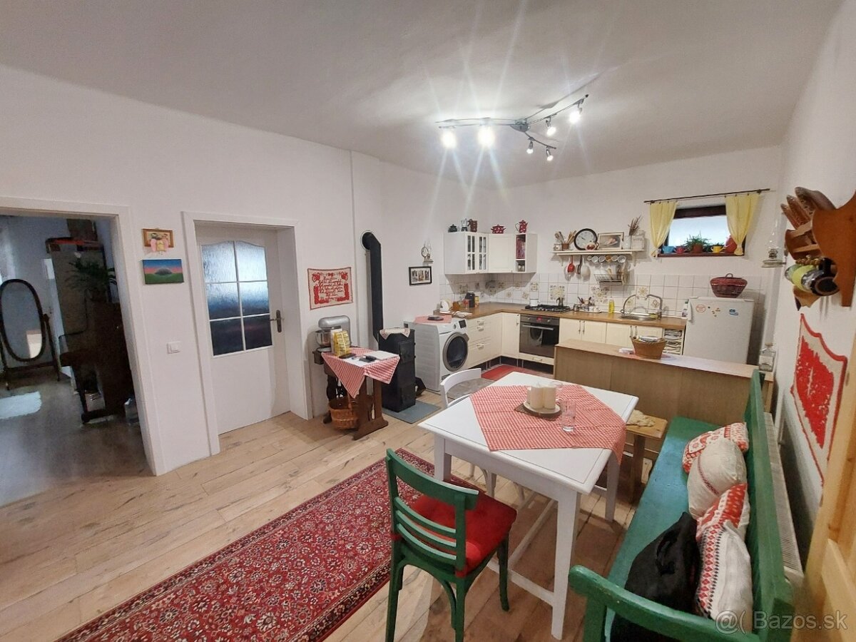 Výrazne znížená cena 4 izbový rodinný dom v Tomášikove - 12