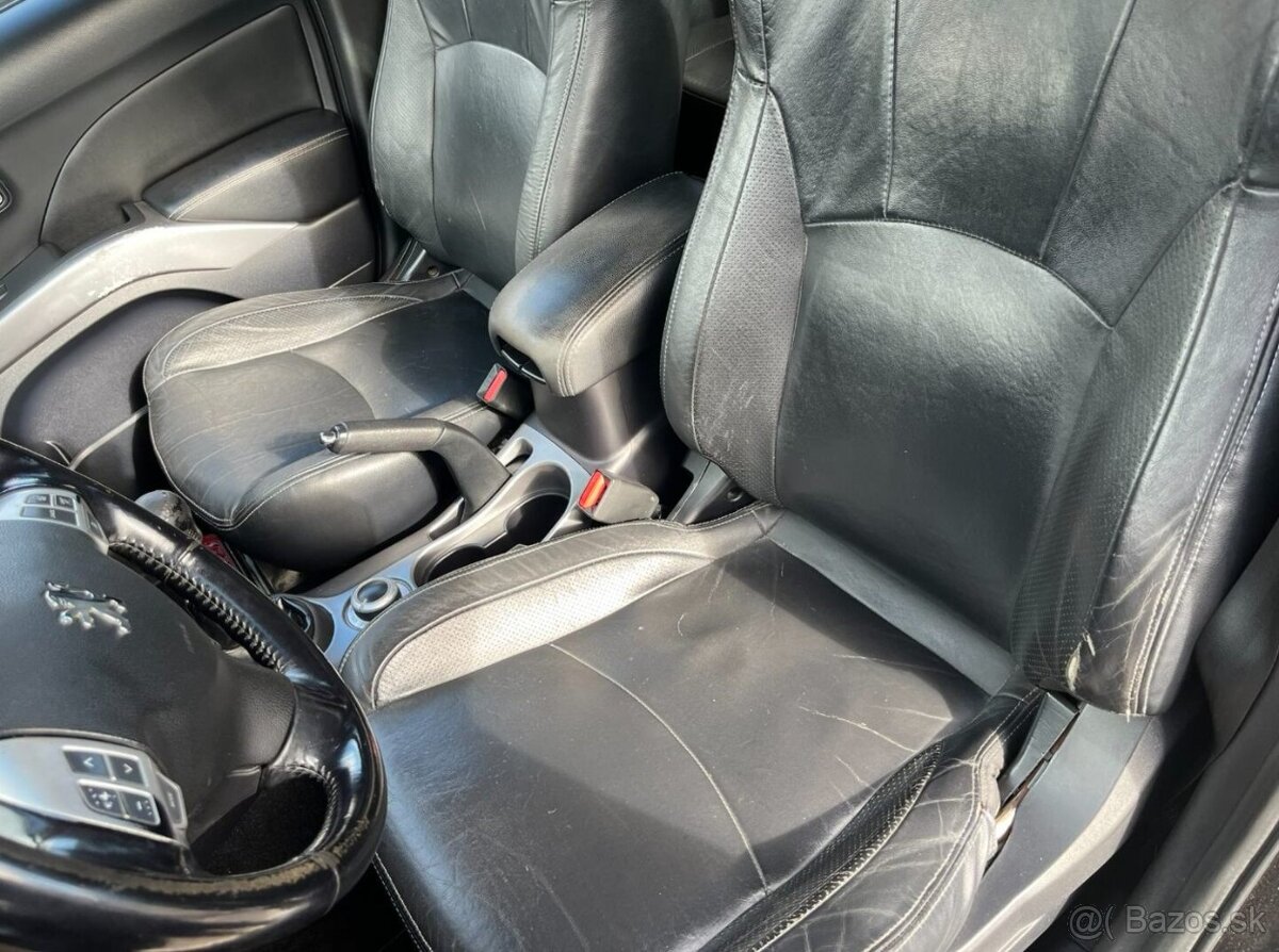 Pugeot 4007 2.2Hdi - 12