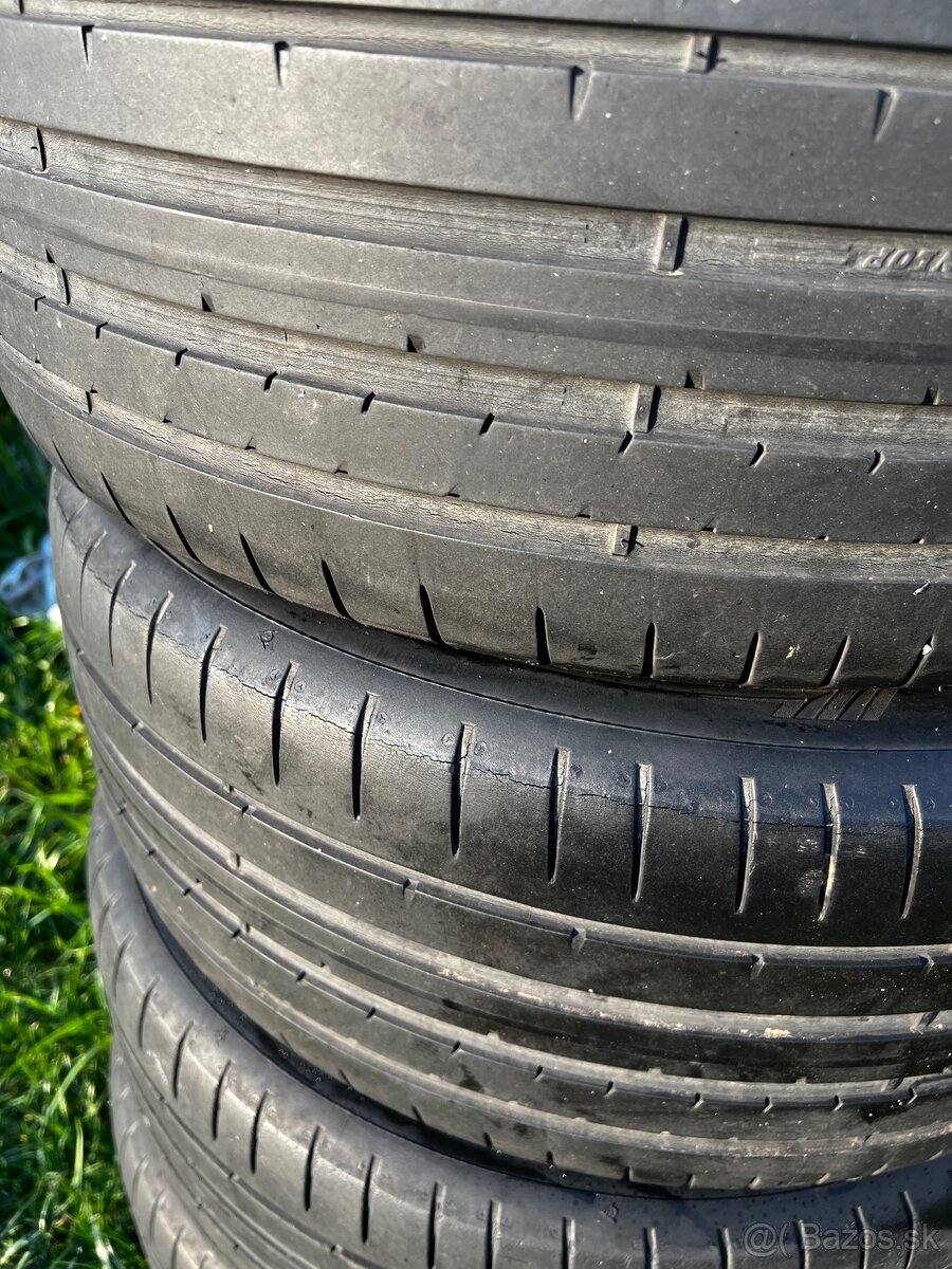 225/45R17 Dunlop Sportmax - 12