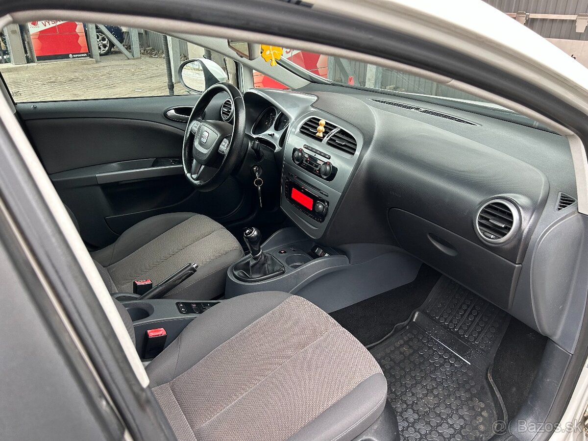 Seat Leon 2.0 TDI 103kW BMM Sport r.v.2010 - 12