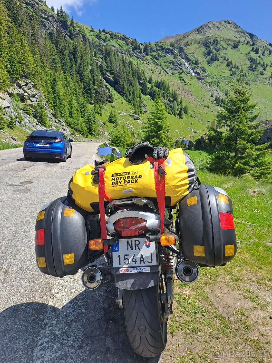 Suzuki gsx 1400 r.v.2004 - 12