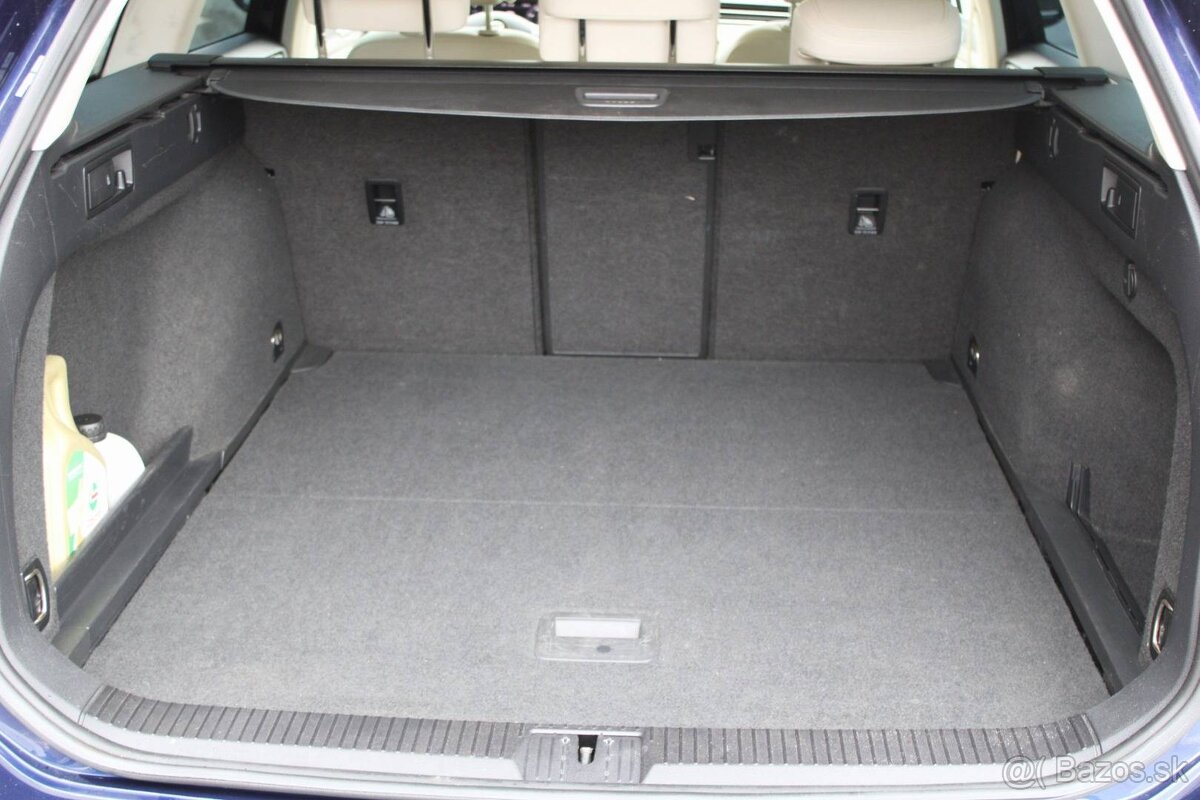 Passat VARIANT 2.0 TDI 140kW DSG Highline, Virtual - 12