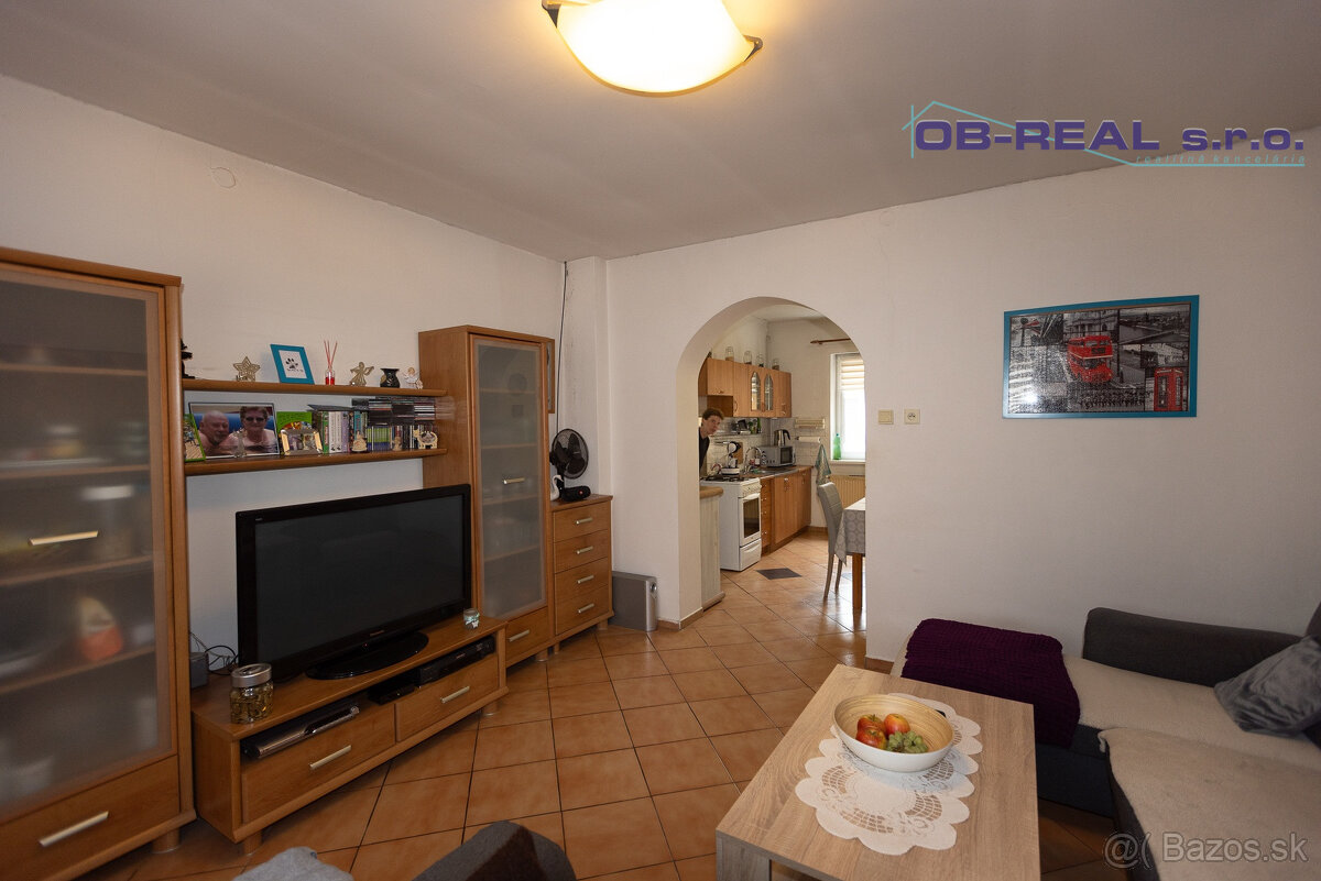 Predaj rekonštr. 3izb RD 90m2 tehla, nová strecha, pozemok 1 - 12