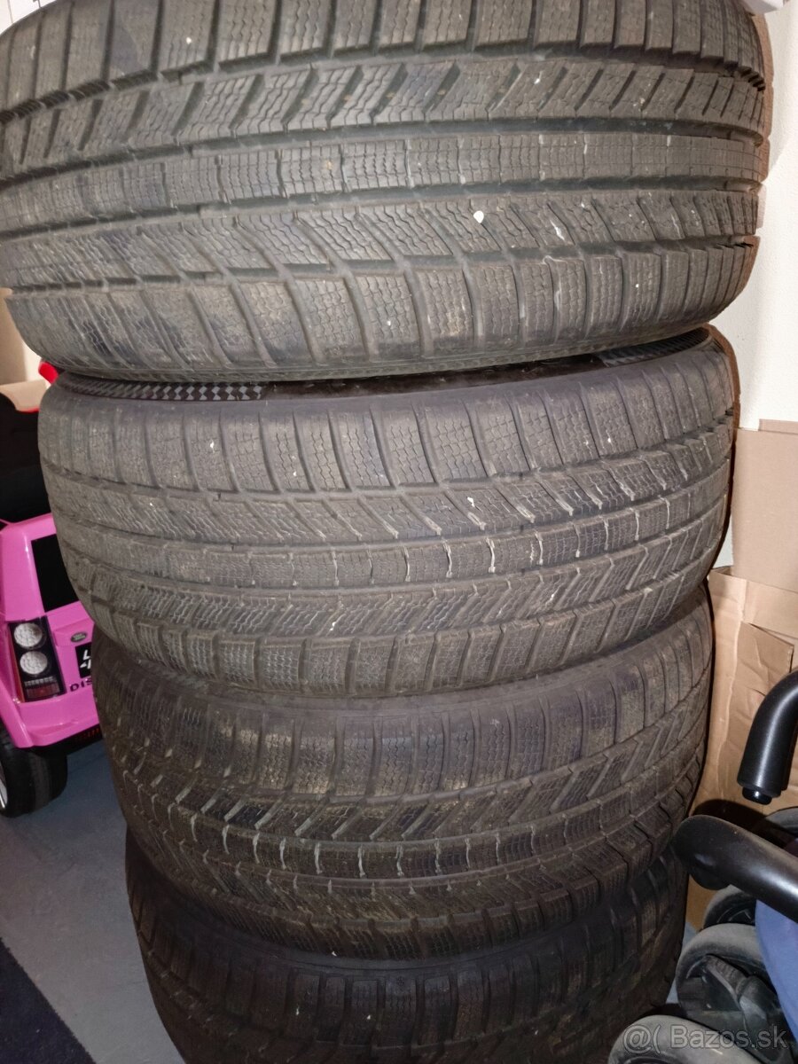 Mercedes Benz C benzín 105tis km - 12