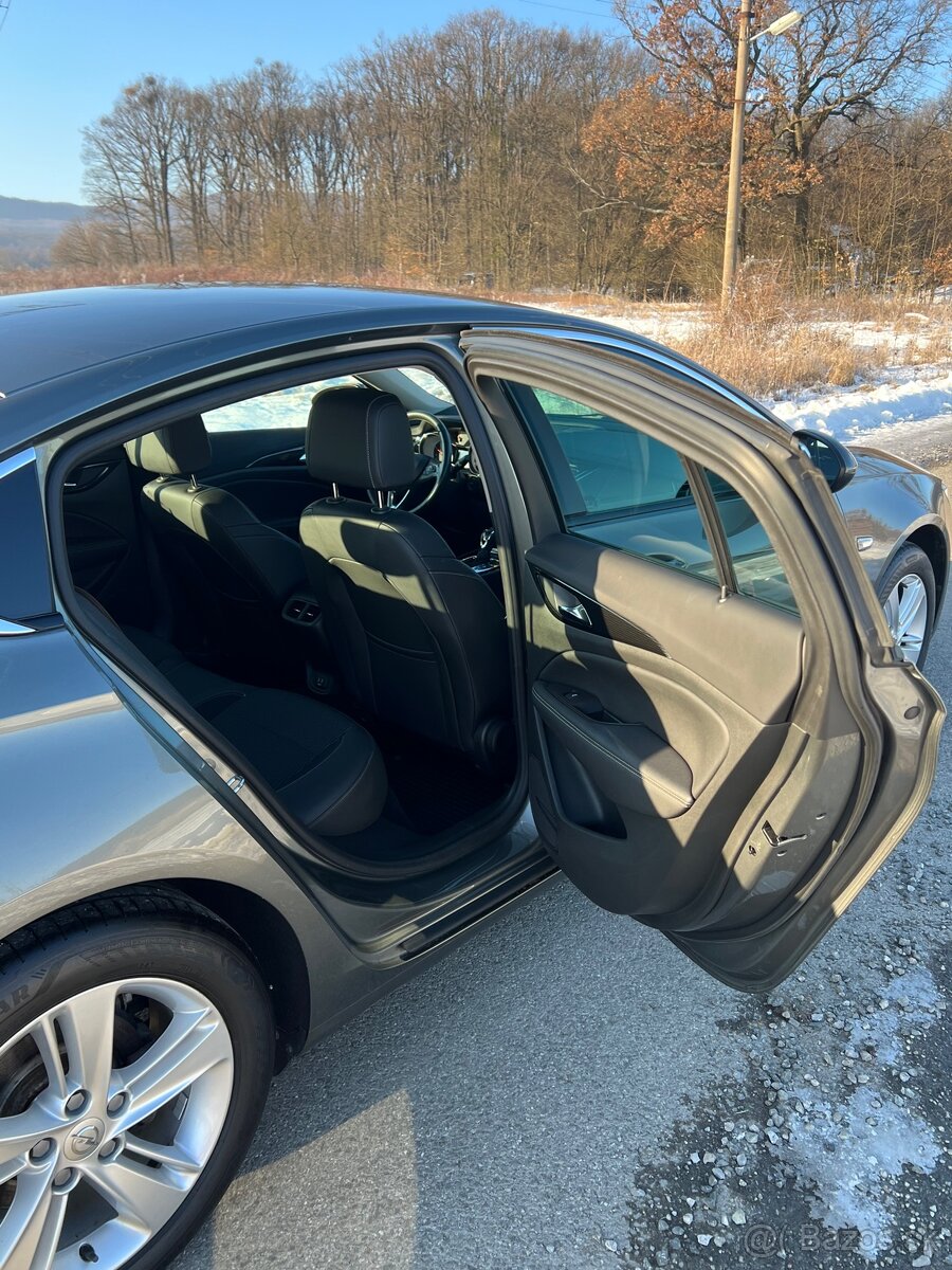 Opel Insignia 2.0CDTi A/T Innovation - 12