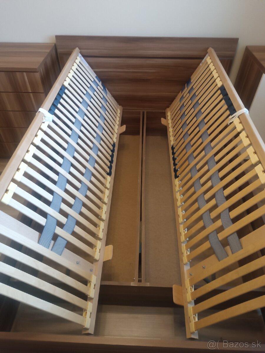 Predam postel zo pc stolikom - 12