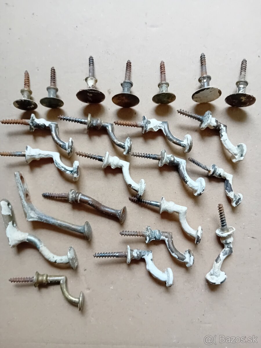 Staré mosadzné okenné kľučky - 12