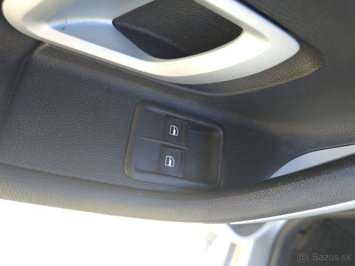 Škoda Fabia II - 12