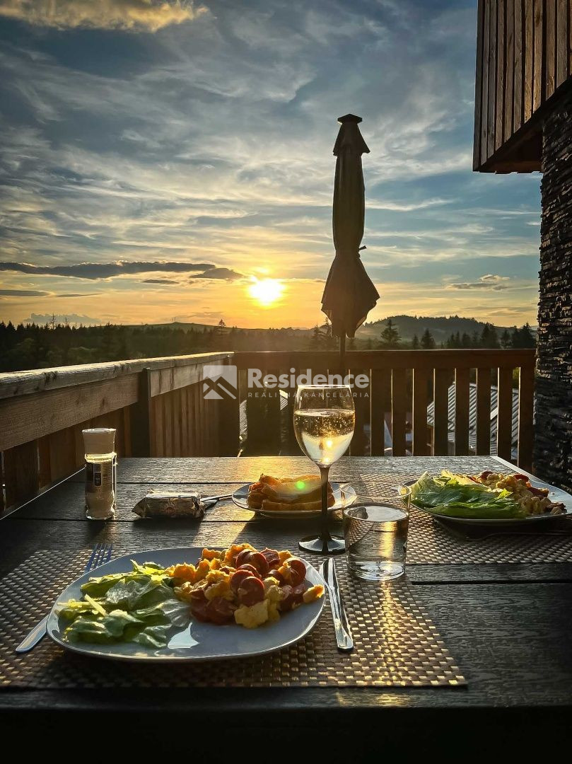 Na predaj posledný voľný 3-izbový apartmán v rezorte Tri V - 12